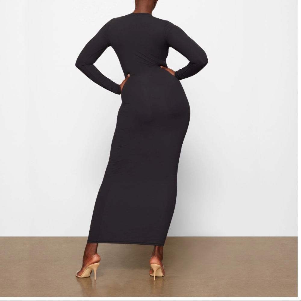 FITS EVERYBODY CREW NECK LONG SLEEVE DRESS ONYX SIZE XXS